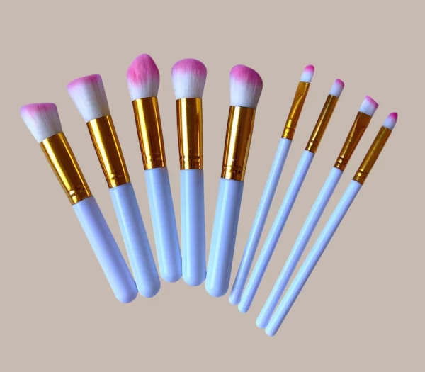 Kabuki Professional Makeup Brush Set - 10 pcs . - Image 3