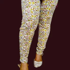 Slim Fit Soft Cotton Stretchy Jeggings Export Quality Jeggings For Woman .